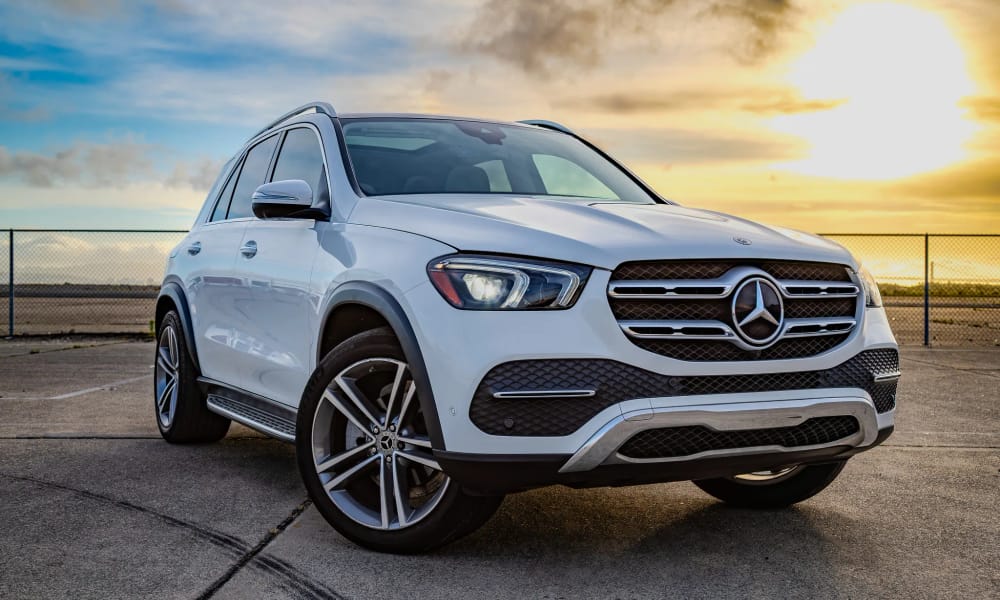 Mercedes-Benz GLE 350 4MATIC, white, beige interior, for rent in the San Francisco Bay Area