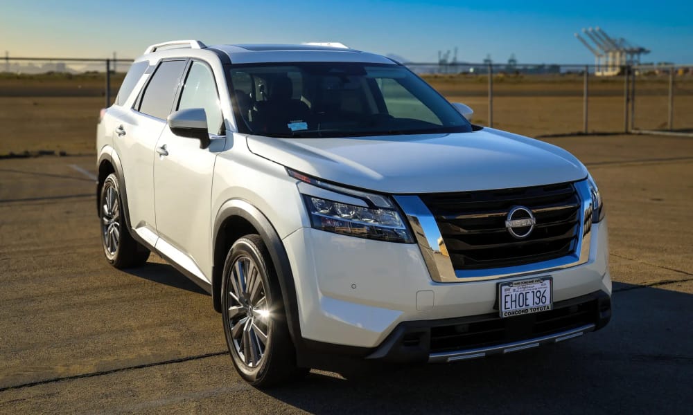 Nissan Pathfinder, white, for rent in the San Francisco Bay Area