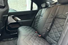BMW 7 Series photo 10