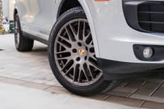 Porsche Cayenne photo 2