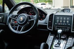 Porsche Cayenne photo 4