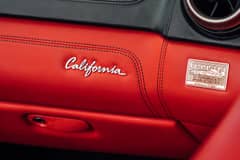 Ferrari California photo 4