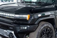 GMC Hummer EV photo 11