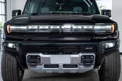 GMC Hummer EV photo 3