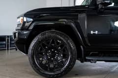 GMC Hummer EV photo 9