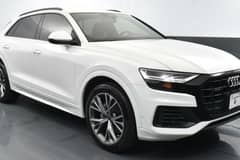 Audi Q8 photo 2