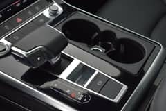 Audi Q8 photo 8