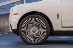 Rolls-Royce Cullinan photo 11