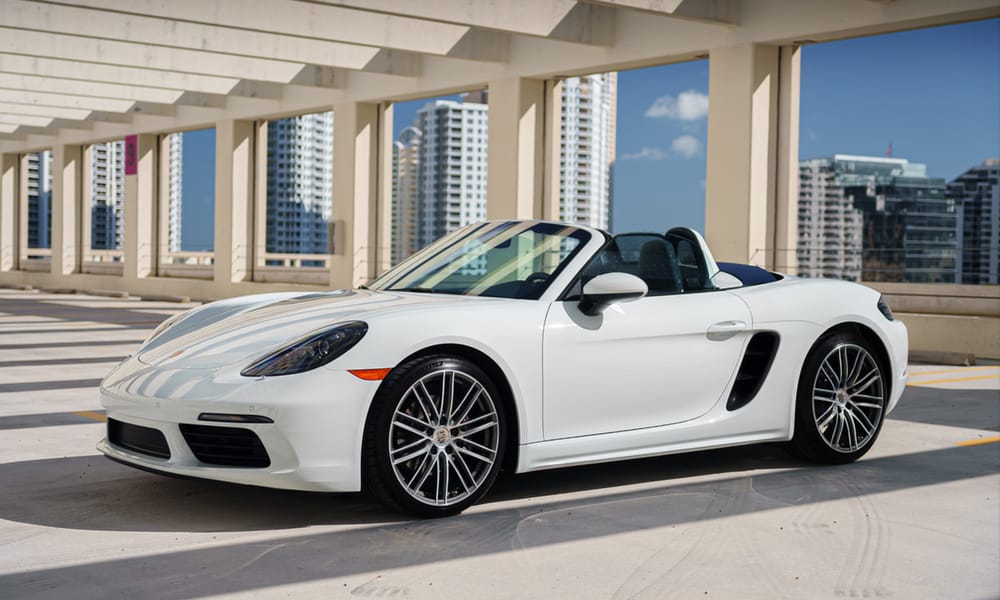 Porsche 718 Boxster, white, for rent in Miami