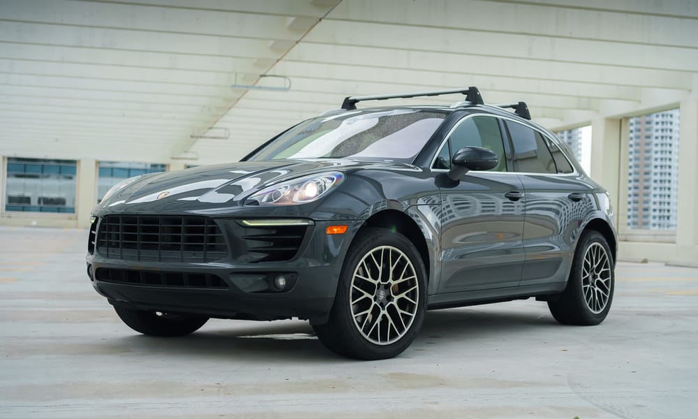 Porsche Macan, gray, black interior, for rent in Miami